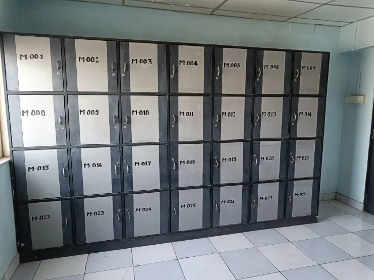 Male Changing Room